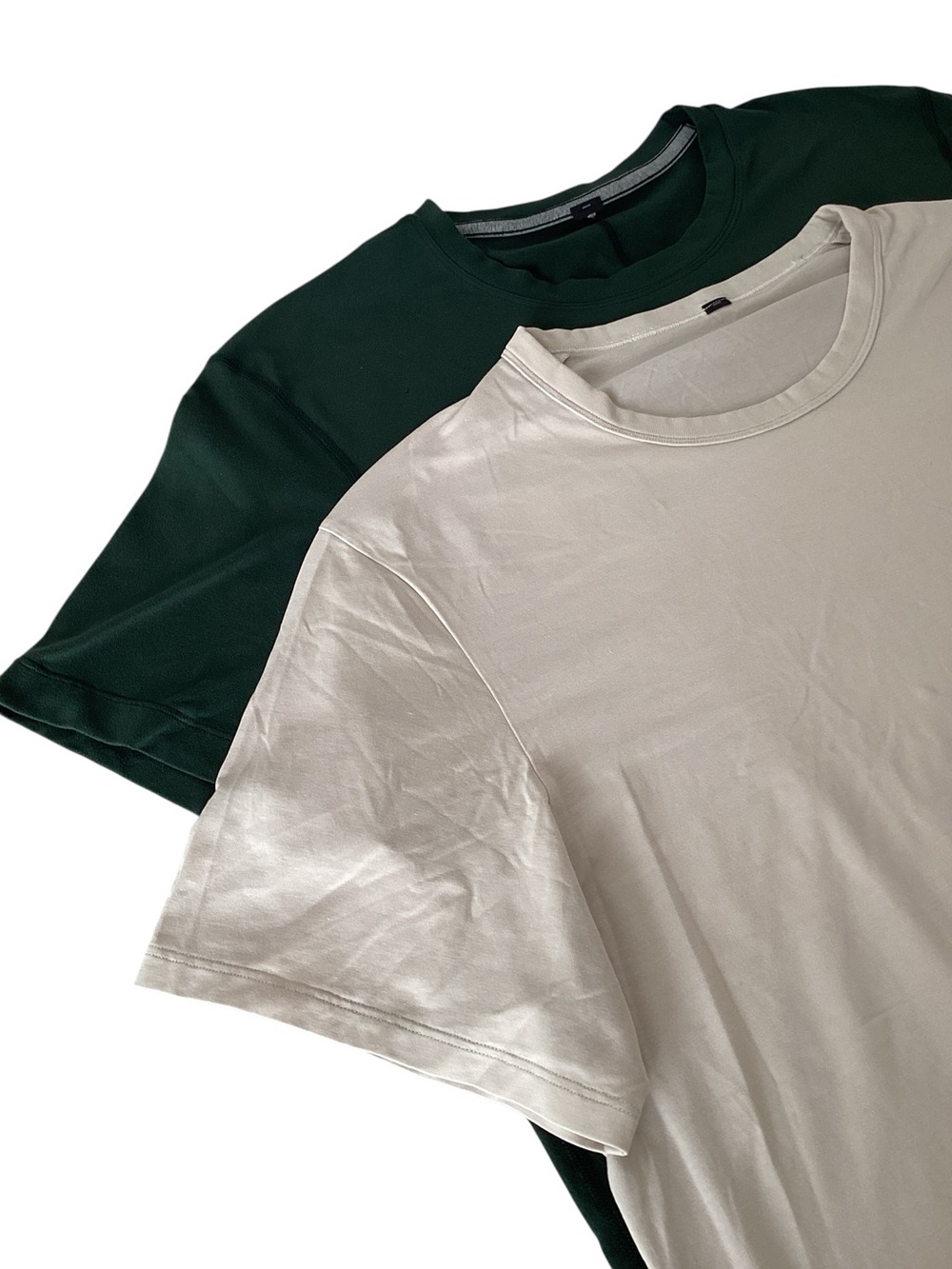 Lululemon men’s performance Tshirt bundle of 2 Forest Green & Cream size L